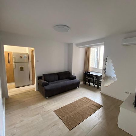 Apartament Universitate Apartment Bucureşti Ngoại thất bức ảnh