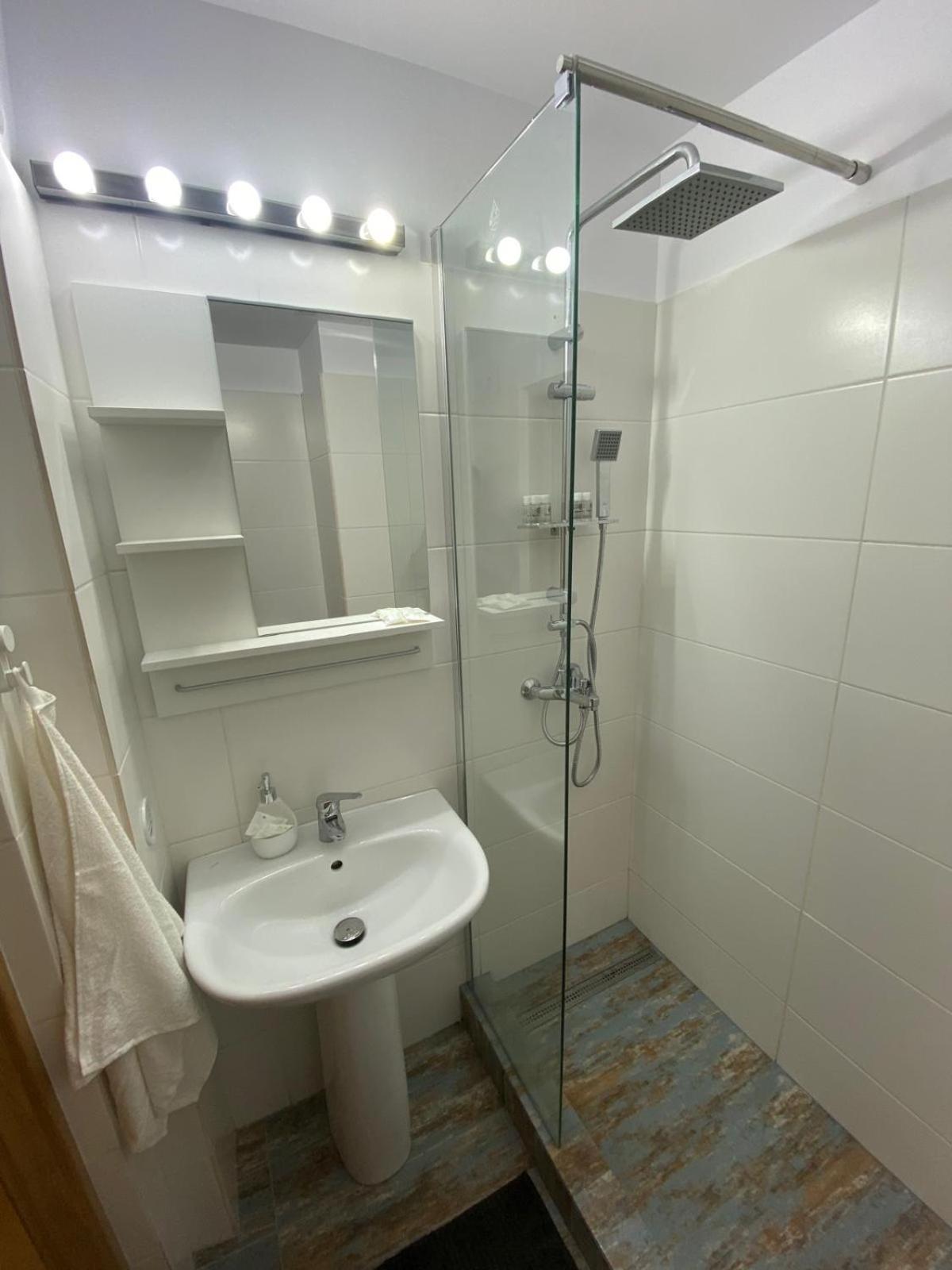 Apartament Universitate Apartment Bucureşti Ngoại thất bức ảnh